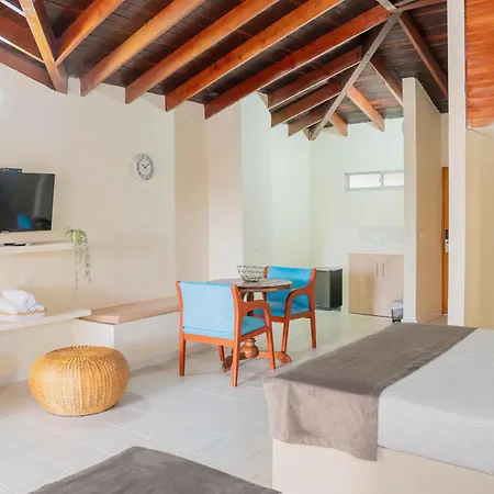 Playa Palmeras - Vía Al Mar Hotel Cartagena