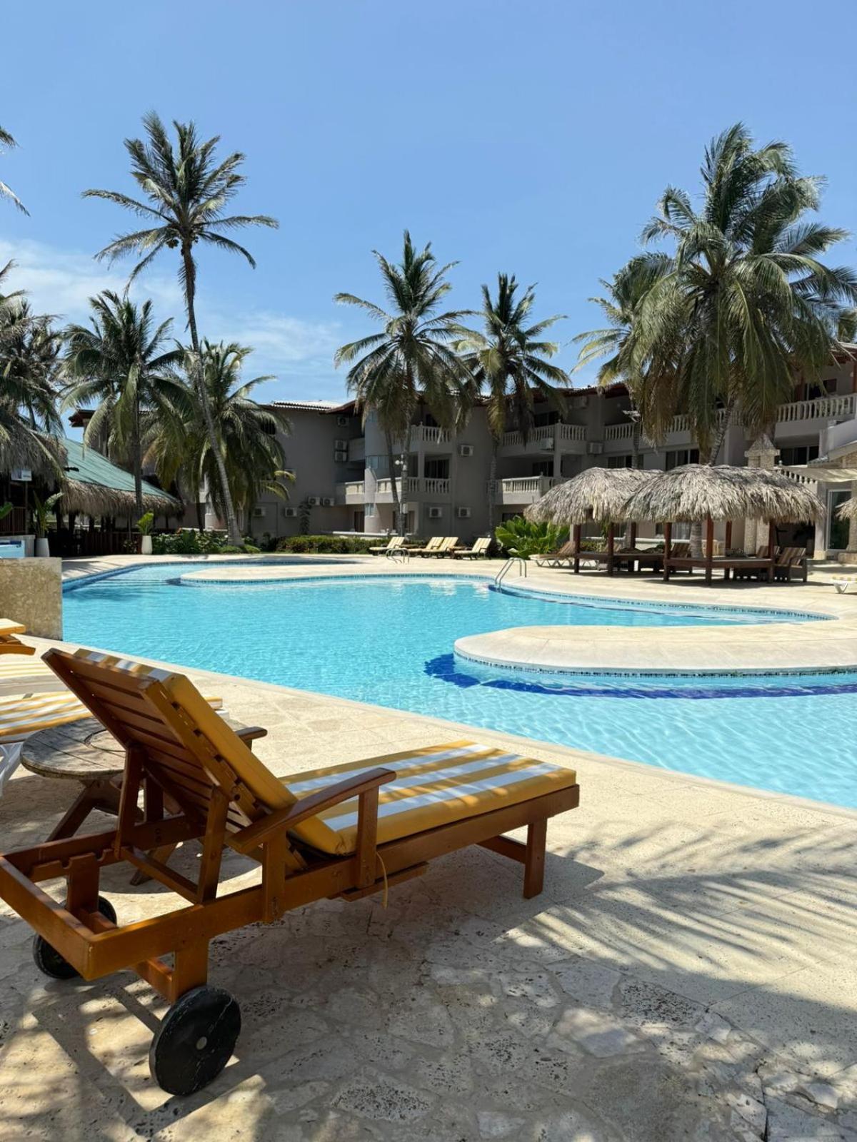 Playa Palmeras - Vía Al Mar Hotel Cartagena