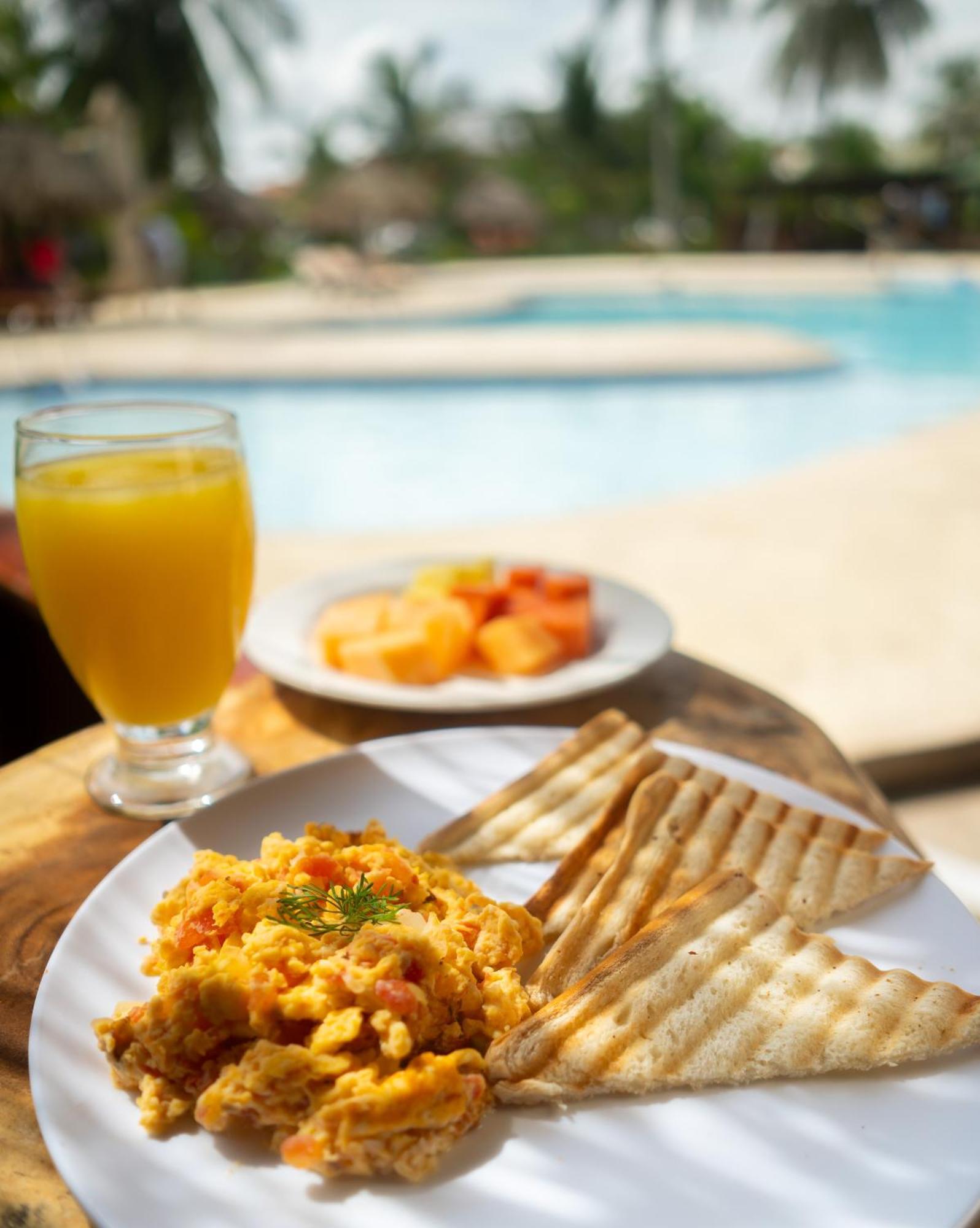 Playa Palmeras - Vía Al Mar Hotel 3*