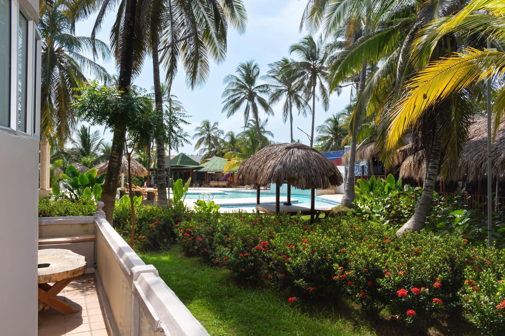 Playa Palmeras - Vía Al Mar Hotel Cartagena