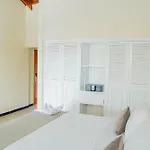 Playa Palmeras Beach Resort