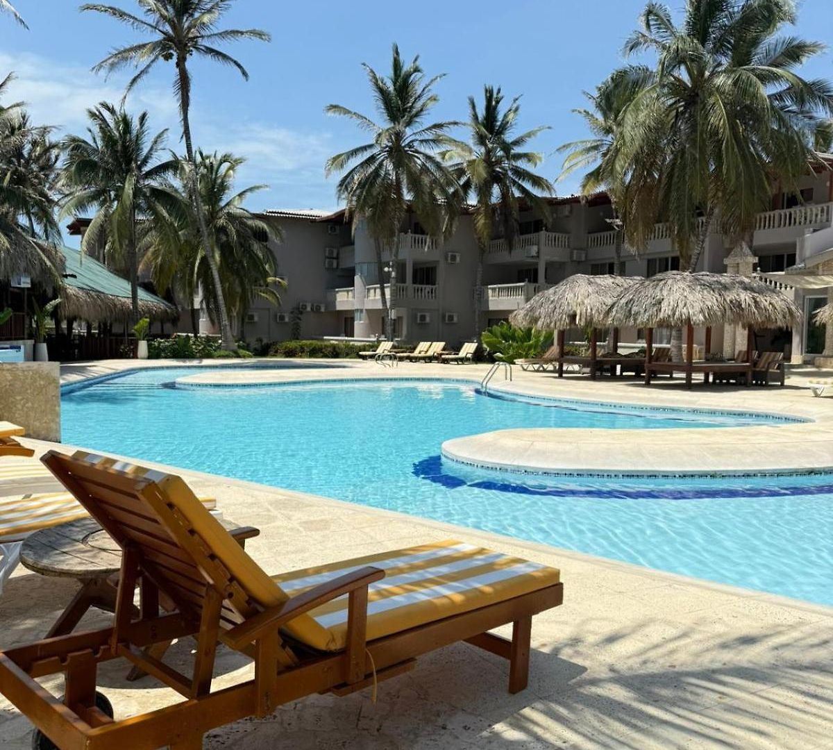 Playa Palmeras - Vía Al Mar Hotel Cartagena