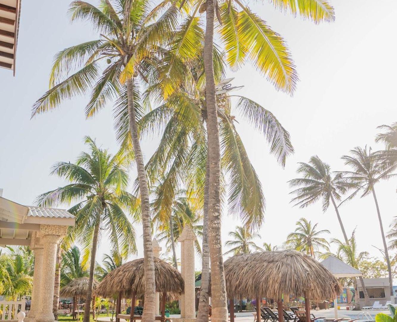 Playa Palmeras - Vía Al Mar Hotel Cartagena