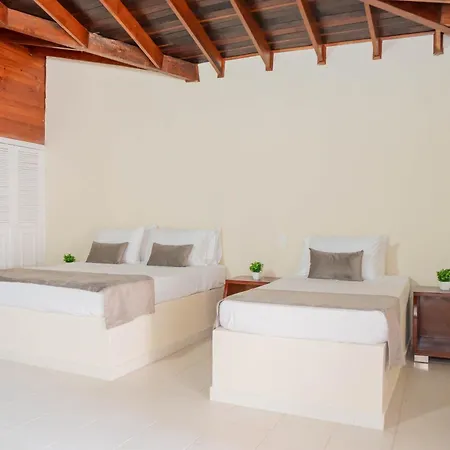 Playa Palmeras - Via Al Mar Hotel Cartagena
