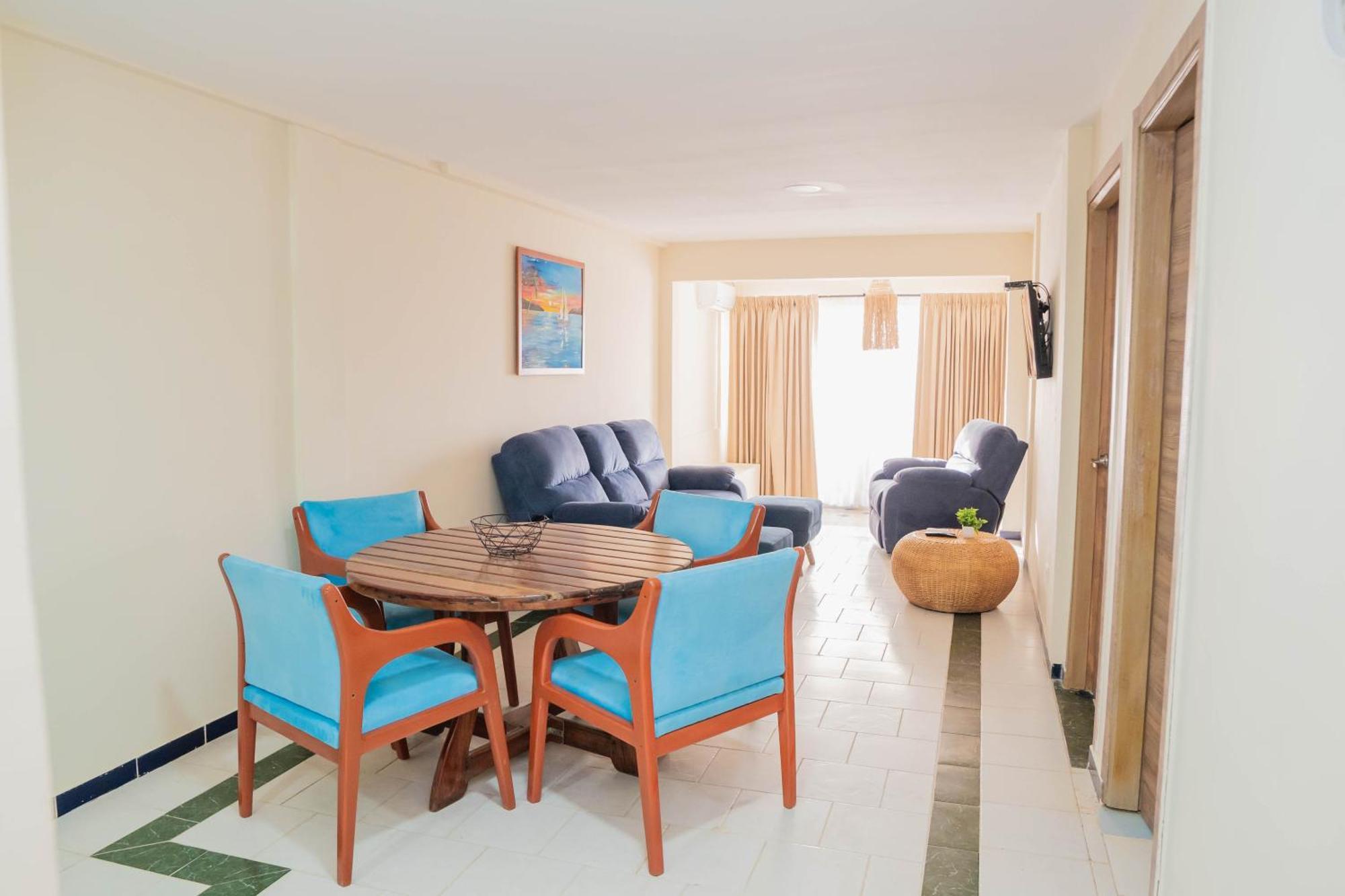 Playa Palmeras - Via Al Mar Hotel Cartagena