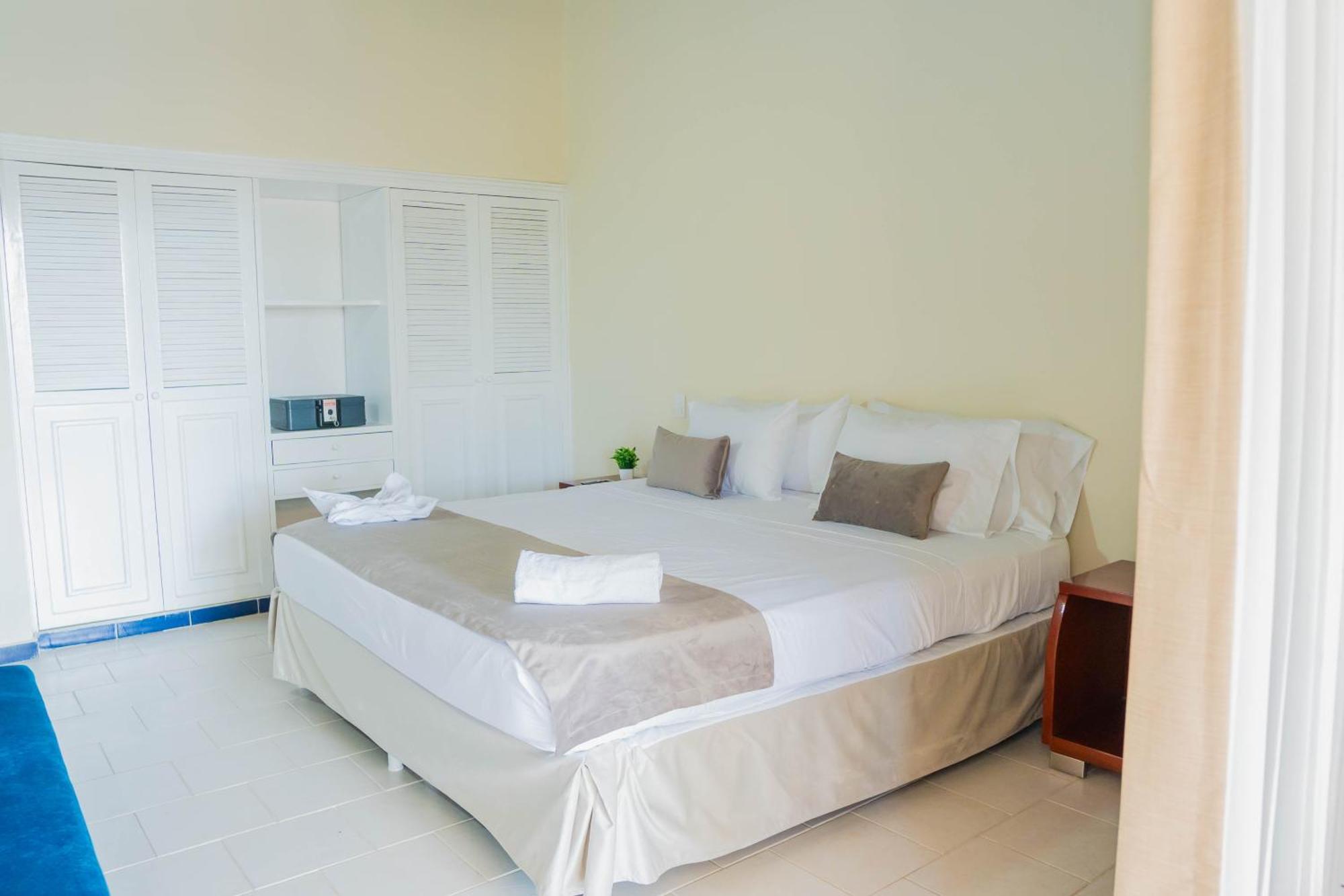 Hotel Playa Palmeras - Via Al Mar 3*