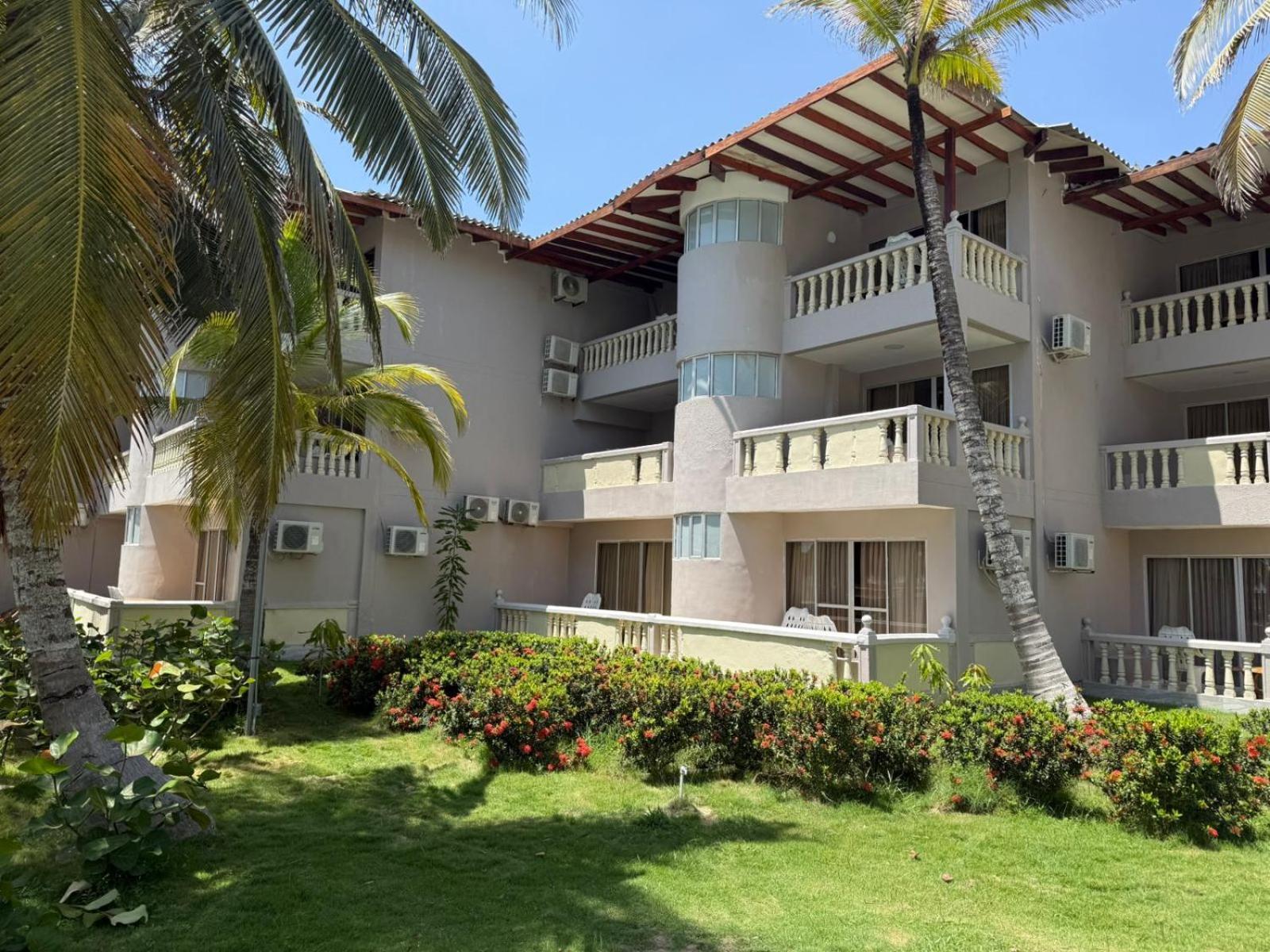 Hotel Playa Palmeras 3*